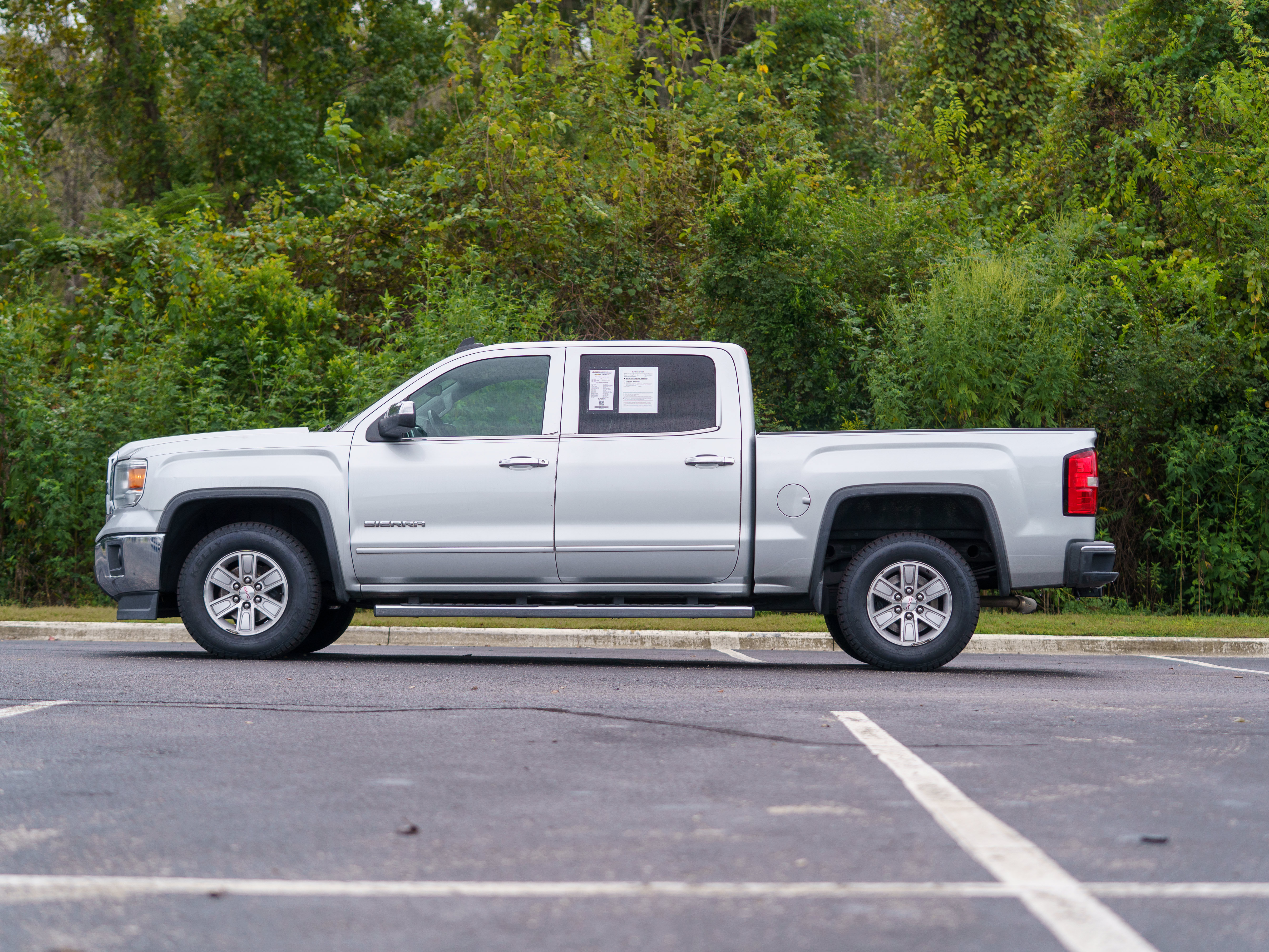 Used 2015 GMC Sierra 1500 SLE Pickup