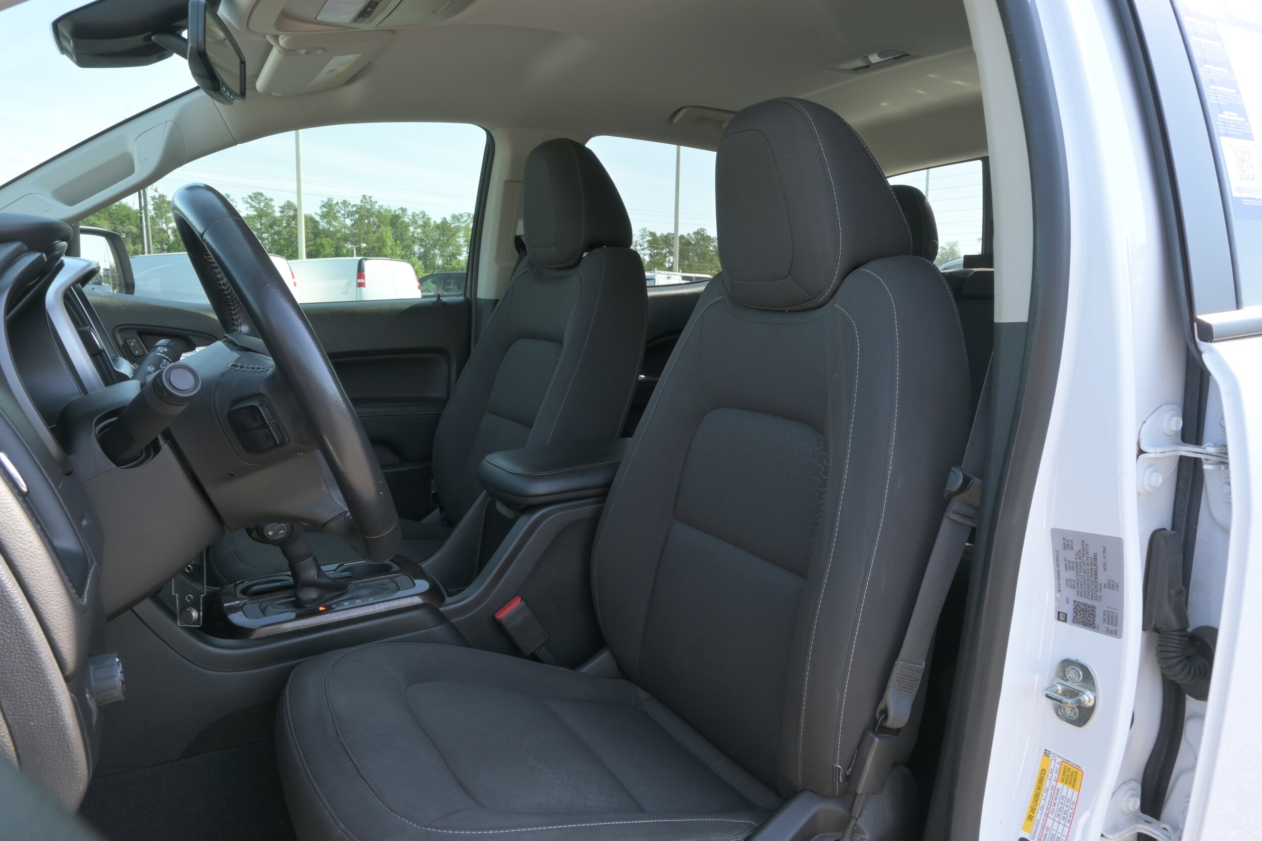 2021 GMC Canyon 2WD Elevation photo 3