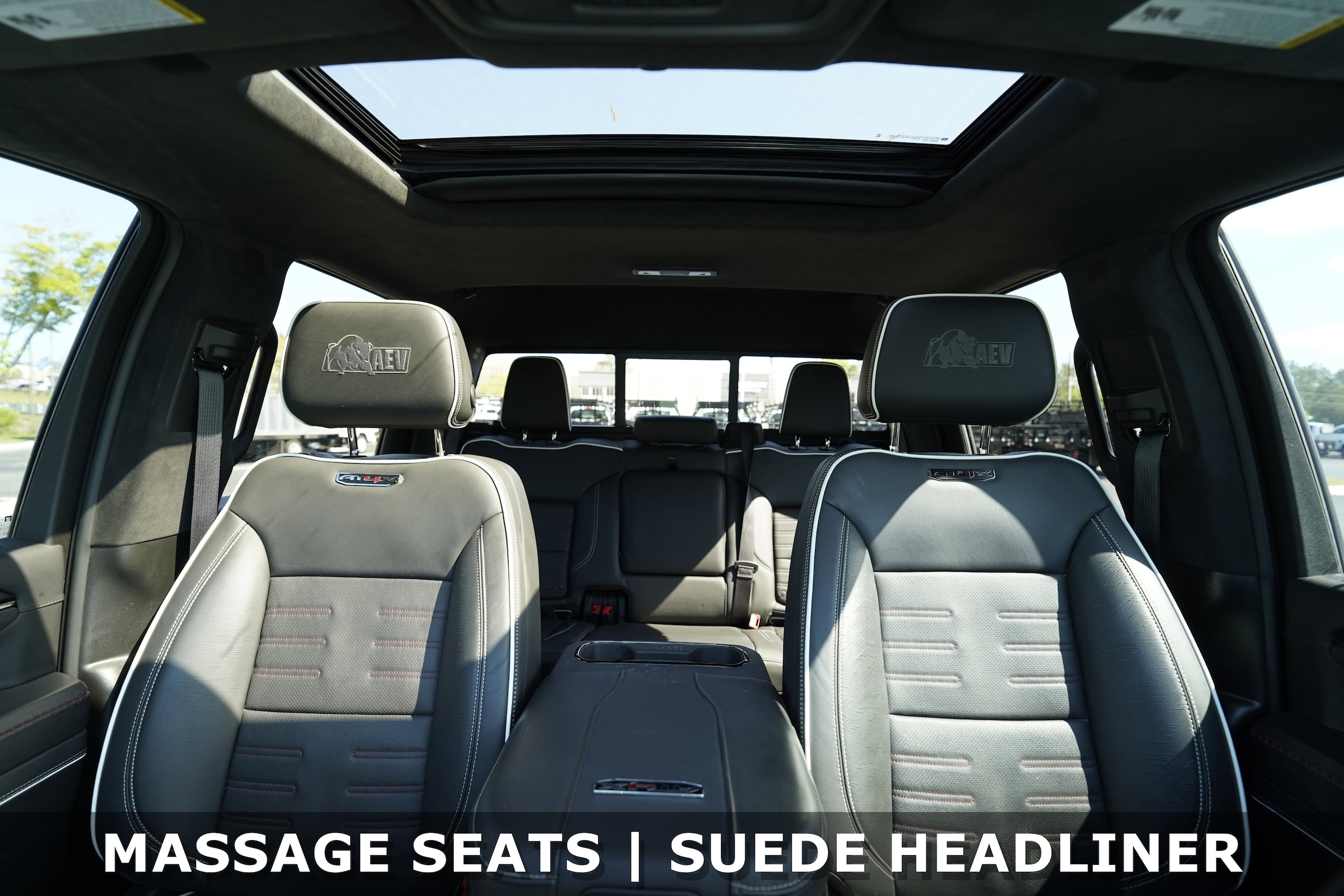 2024 GMC Sierra 2500HD AT4X AEV photo 6