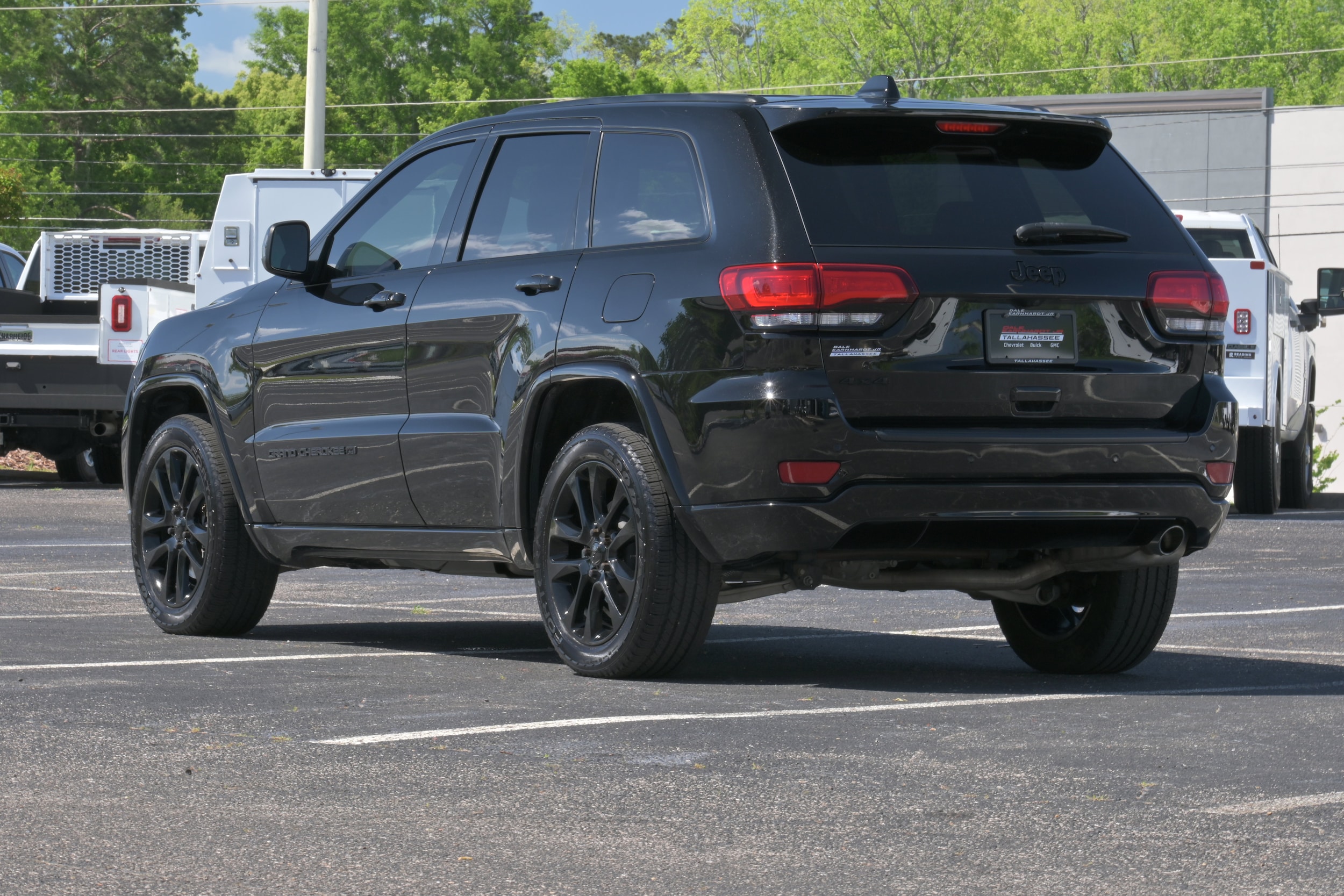 2022 Jeep Grand Cherokee WK Laredo X photo 2