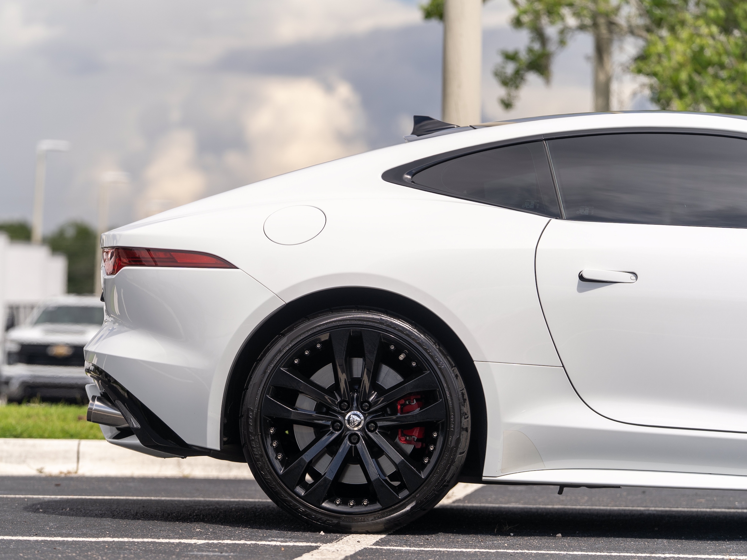 2024 Jaguar F-TYPE R-Dynamic
