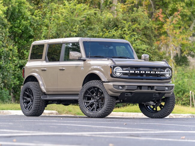 2025 Ford Bronco Outer Banks Convertible