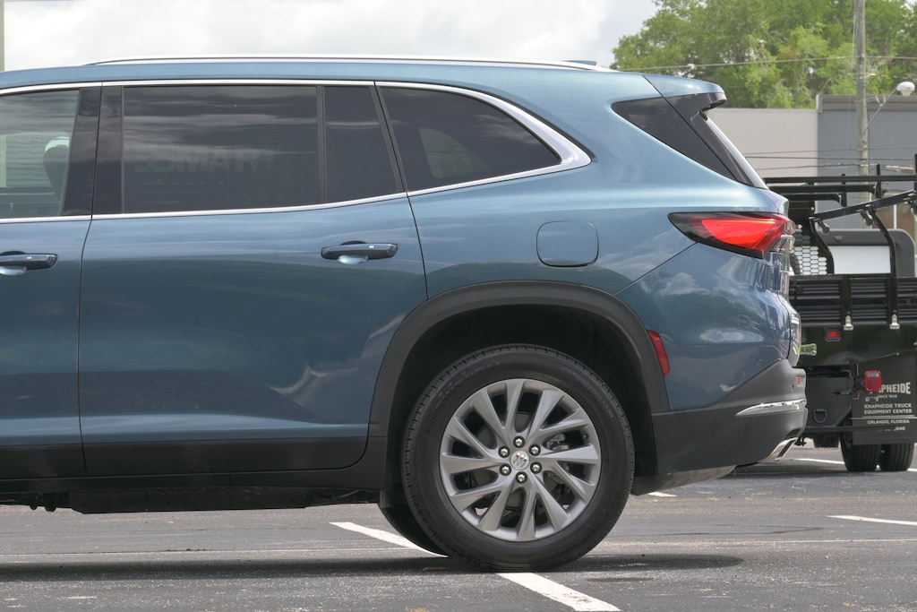 Used 2025 Buick Enclave Preferred SUV