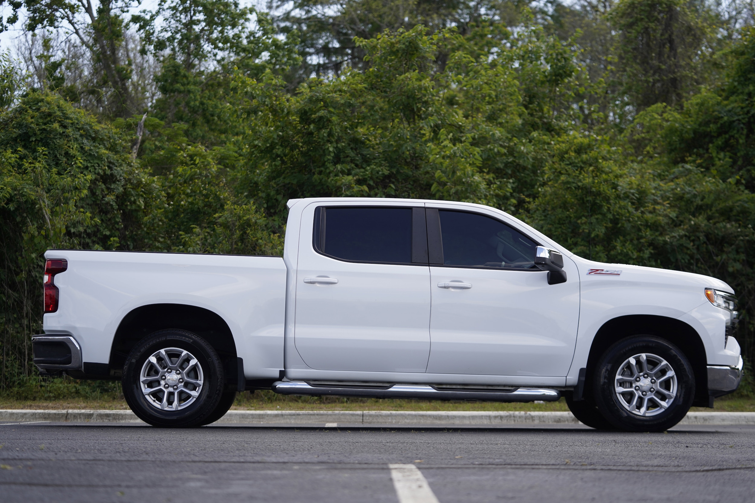 2022 Chevrolet Silverado 1500 LT photo 5