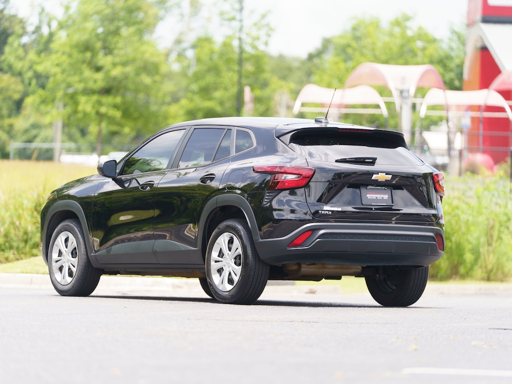 Used 2024 Chevrolet Trax LS SUV