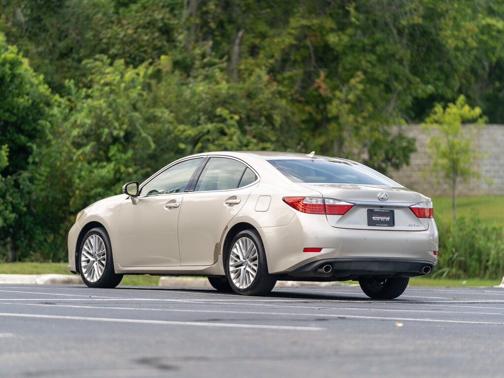 Used 2013 Lexus ES 350 4dr Sdn Sedan