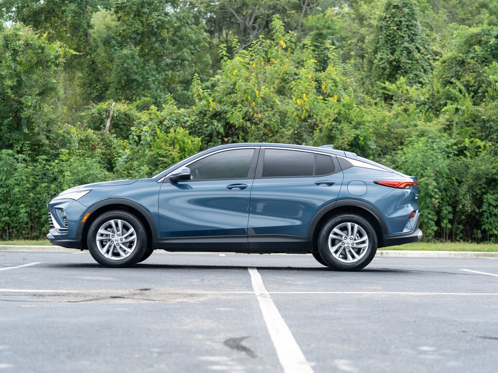 Used 2024 Buick Envista Preferred SUV