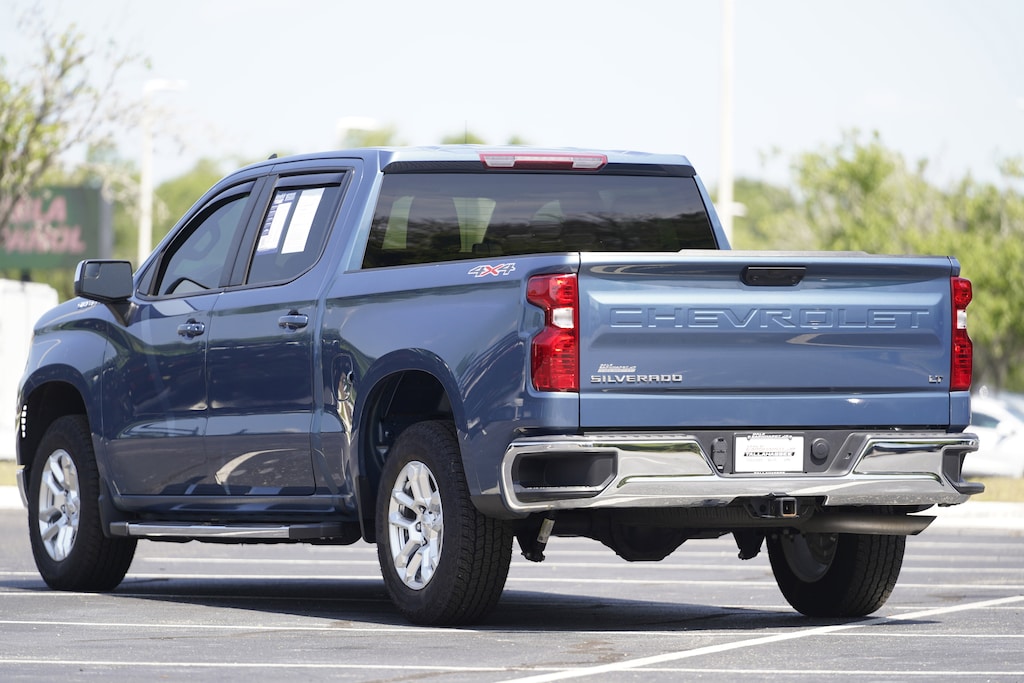 Used 2024 Chevrolet Silverado 1500 LT Pickup