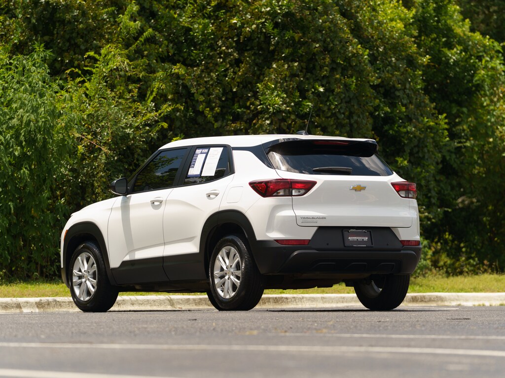 Used 2023 Chevrolet Trailblazer LS SUV