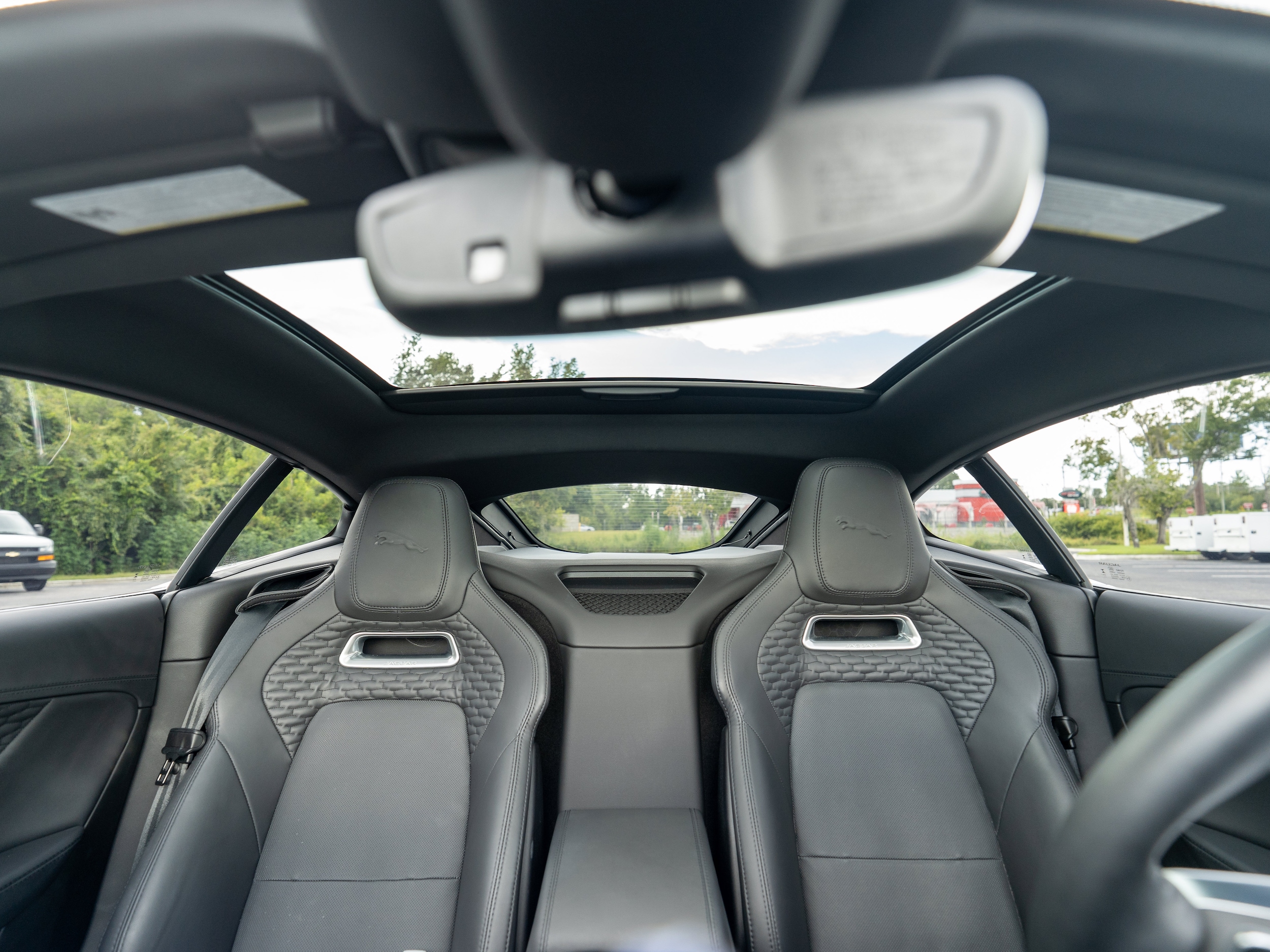 2024 Jaguar F-TYPE R-Dynamic