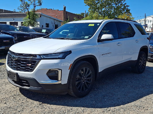 Used 2024 Chevrolet Traverse Limited RS SUV