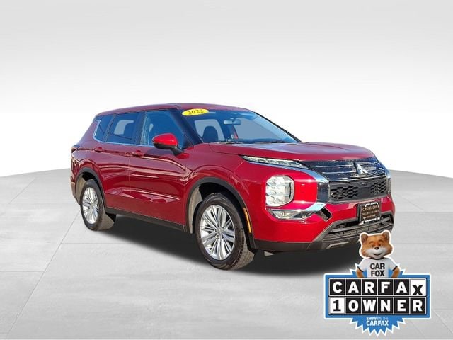 2022 Mitsubishi Outlander ES