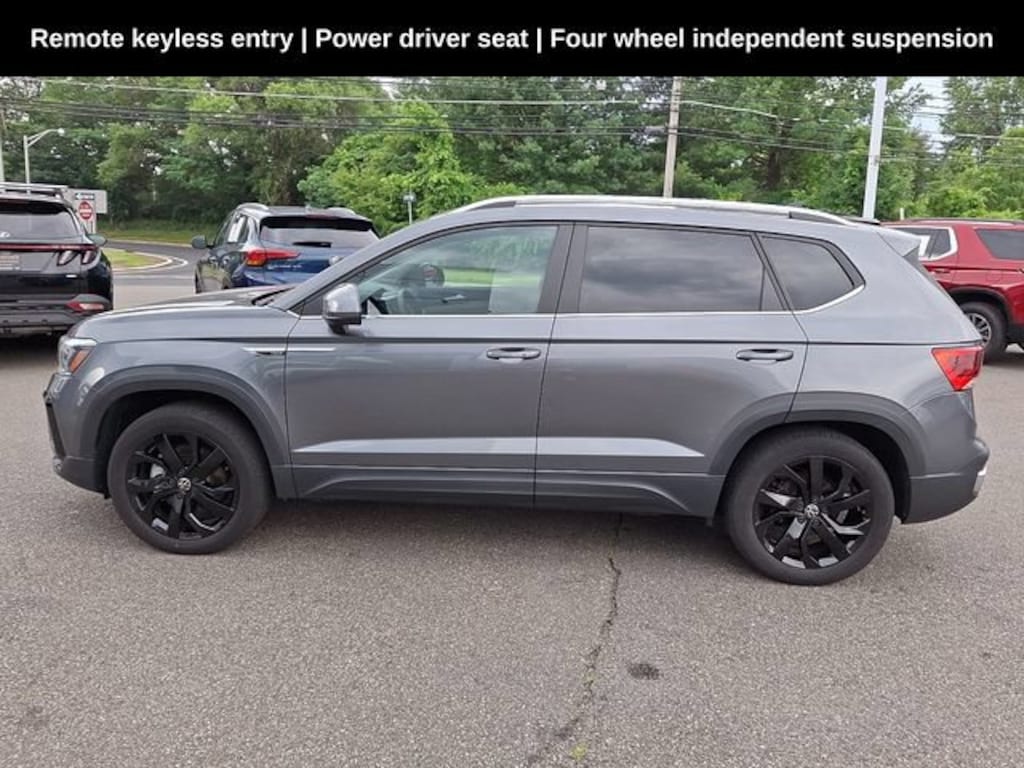 Used 2022 Volkswagen Taos 1.5T SE SUV