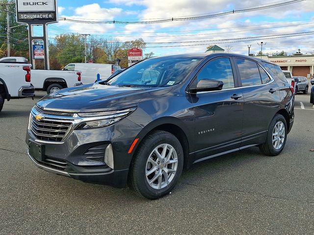 2022 Chevrolet Equinox LT photo 3