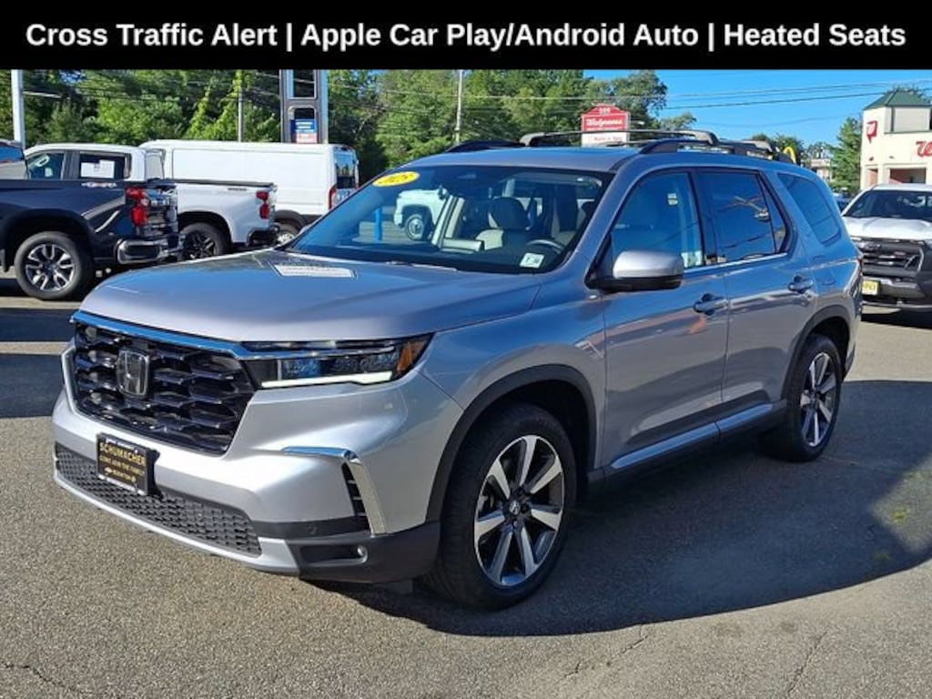 Used 2025 Honda Pilot Touring SUV