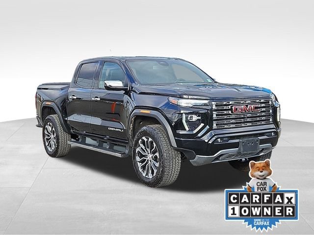 2023 GMC Canyon Denali's photo