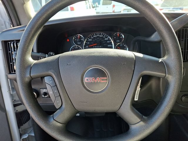 2025 GMC Savana Cargo Work Van - Photo 28