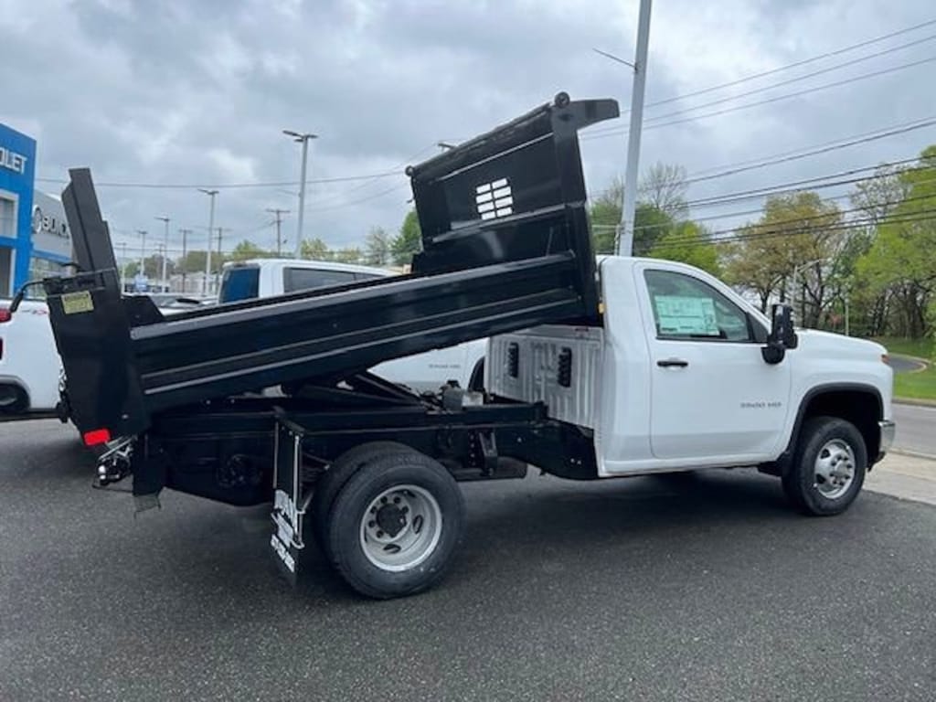 New 2025 Chevrolet Silverado 3500 HD Chassis Cab Work Truck Truck Regular Cab
