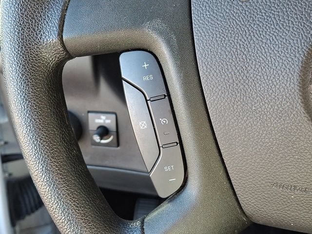 2025 GMC Savana Cargo Work Van - Photo 30