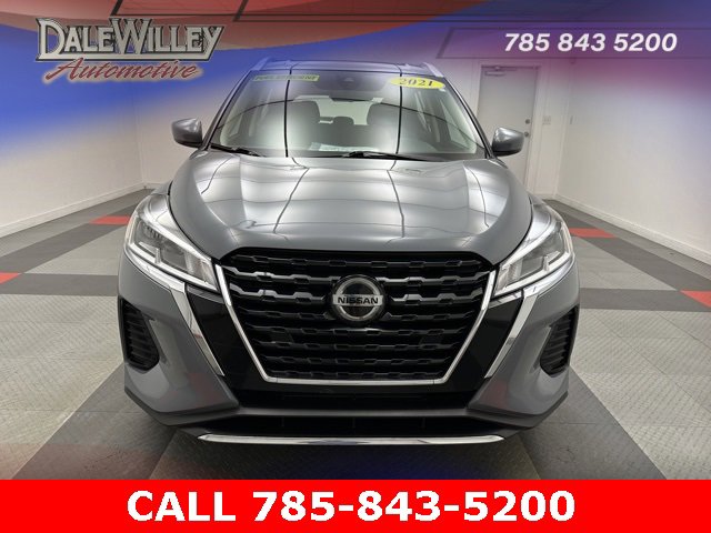 Used 2021 Nissan Kicks SV with VIN 3N1CP5CV9ML476773 for sale in Kansas City