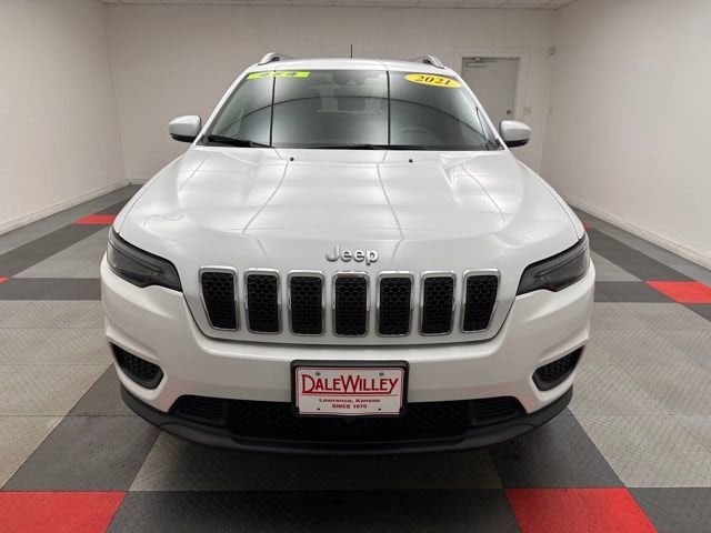 Used 2021 Jeep Cherokee Latitude with VIN 1C4PJMCB4MD230526 for sale in Kansas City
