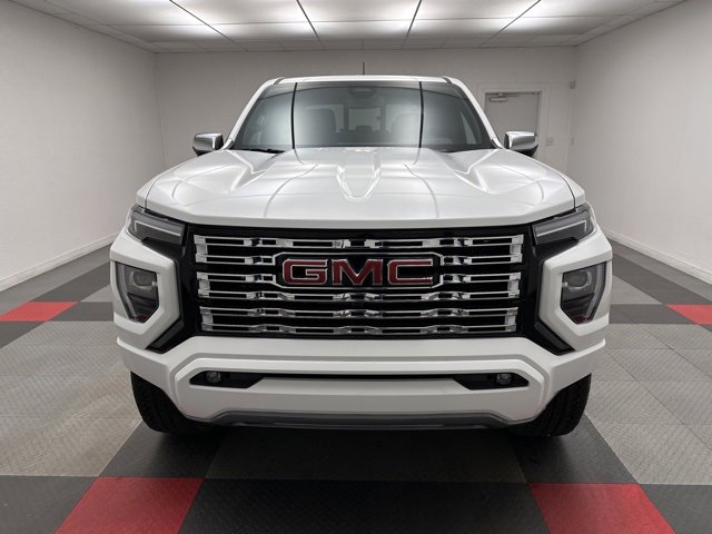 2026 Gmc Canyon Denali photo 2