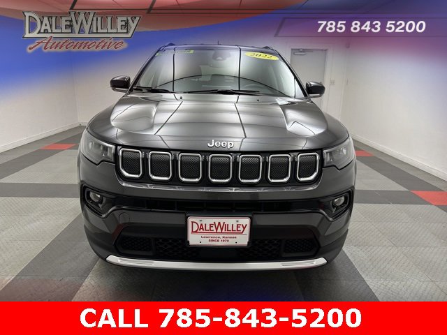 Used 2022 Jeep Compass Limited with VIN 3C4NJDCB8NT187263 for sale in Kansas City