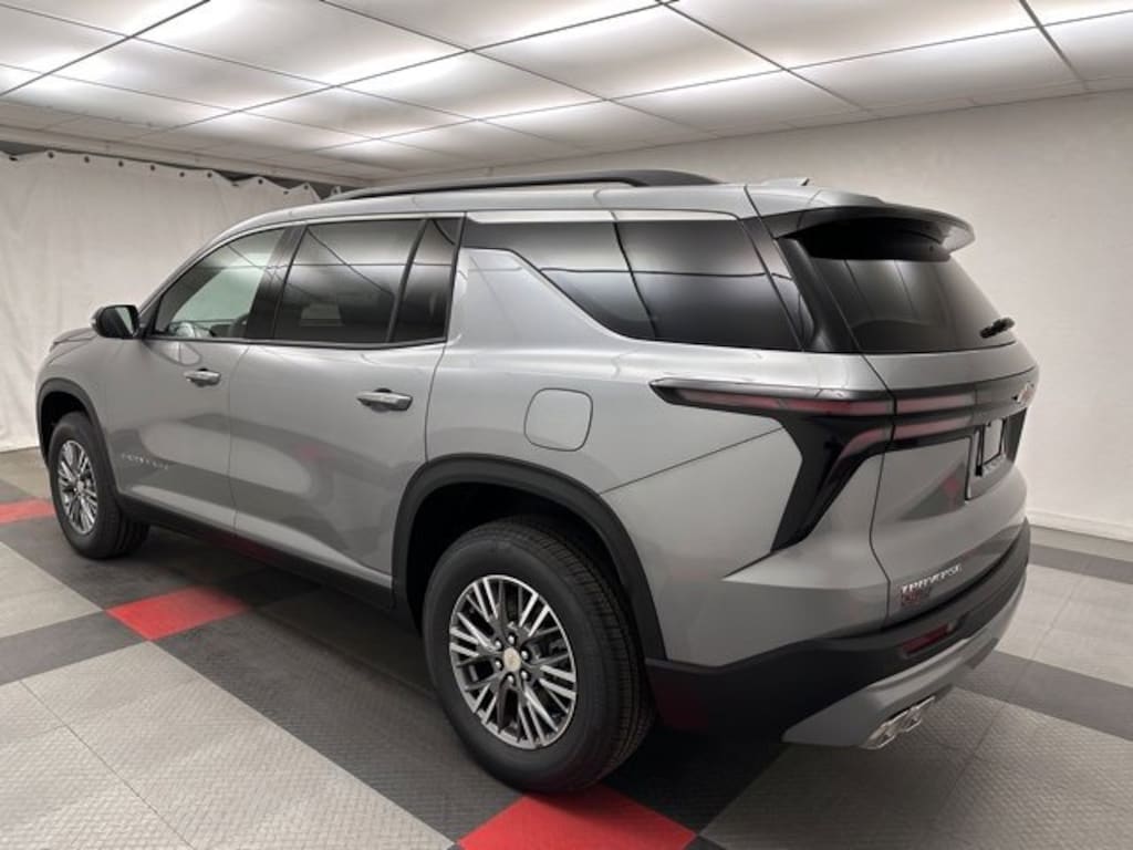 New 2026 Chevrolet Traverse LT SUV