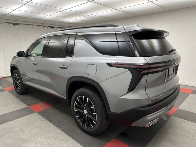 2026 Chevrolet Traverse photo 4
