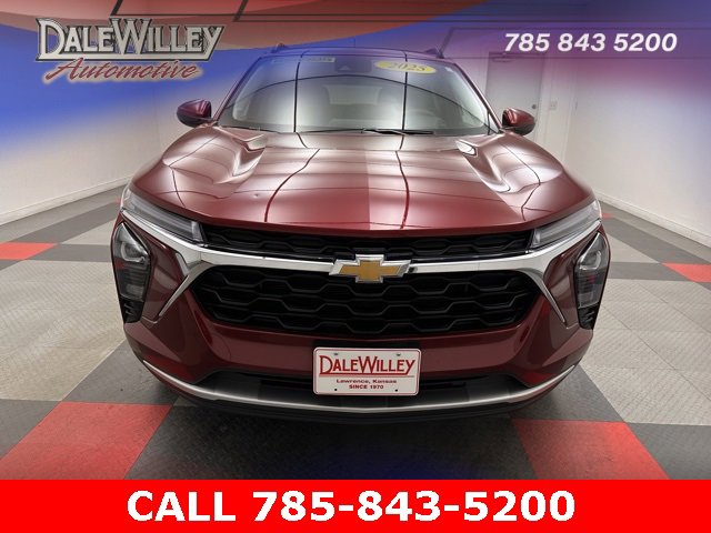 Used 2025 Chevrolet Trax LT with VIN KL77LHEP5SC232599 for sale in Kansas City