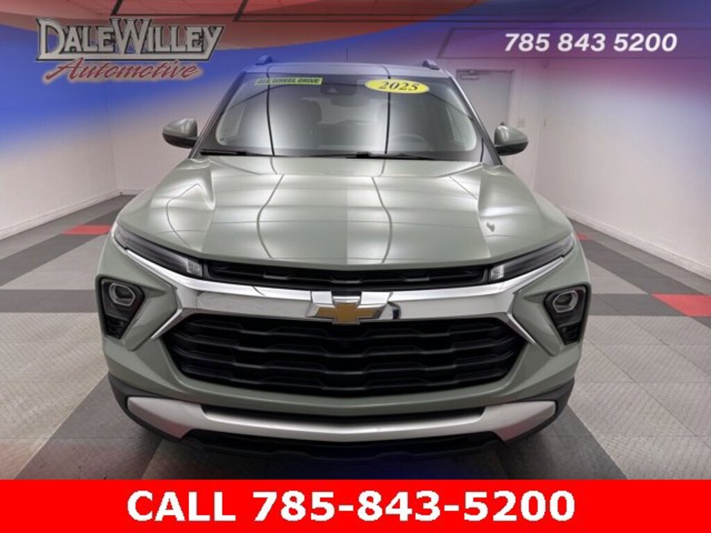 Used 2025 Chevrolet Trailblazer LT SUV