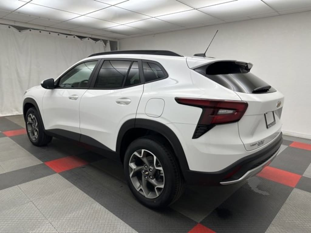 New 2026 Chevrolet Trax LT SUV