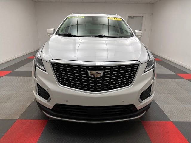 Used 2021 Cadillac XT5 Premium Luxury with VIN 1GYKNDRS2MZ162908 for sale in Kansas City