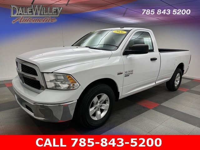 2021 Ram 1500 Classic Tradesman photo 3