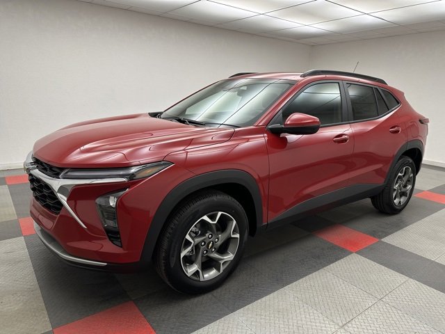 2026 Chevrolet Trax LT photo 3