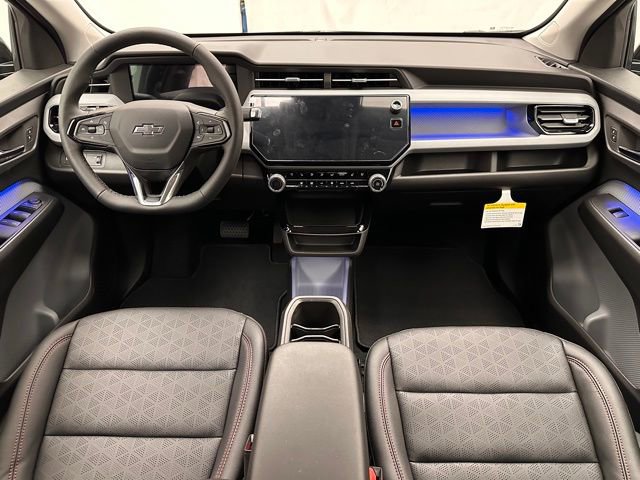 2027 Chevrolet Bolt RS - Photo 7