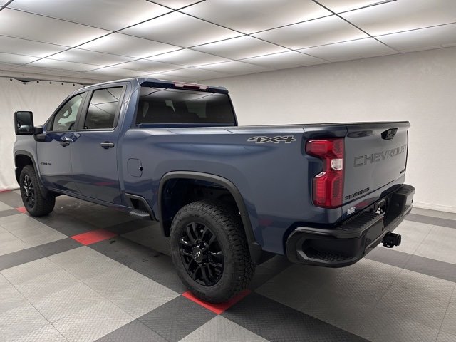2026 Chevrolet Silverado 2500HD Custom photo 4