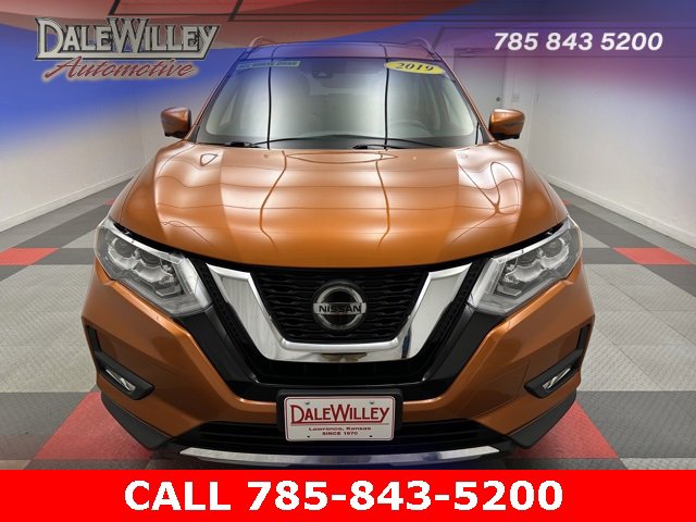 Used 2019 Nissan Rogue SL with VIN 5N1AT2MV5KC759625 for sale in Kansas City