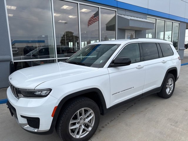 2024 Jeep Grand Cherokee L Laredo's photo