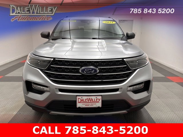 Used 2021 Ford Explorer XLT with VIN 1FMSK8DH9MGC18299 for sale in Kansas City