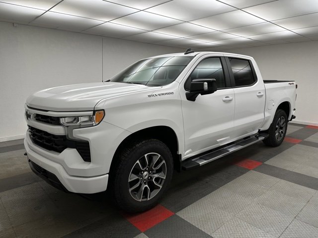 2025 Chevrolet Silverado 1500 RST photo 3