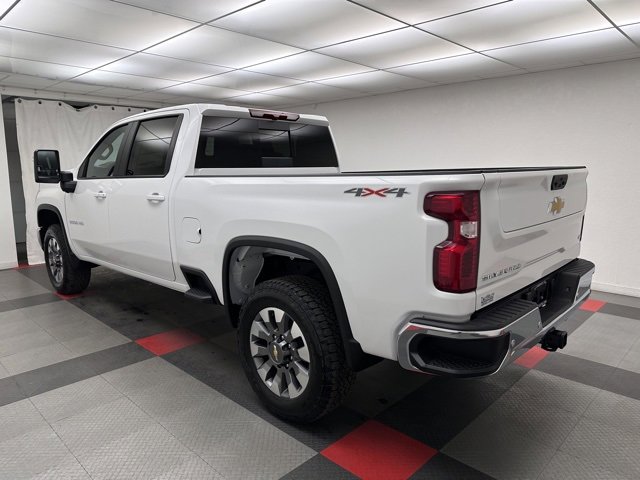 2026 Chevrolet Silverado 2500HD LT photo 3