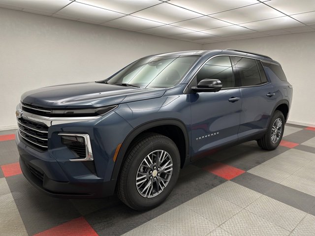 2026 Chevrolet Traverse photo 3