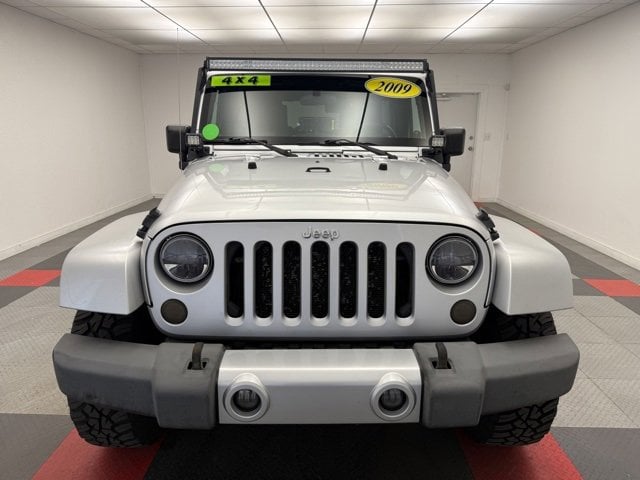 Used 2009 Jeep Wrangler Unlimited Sahara with VIN 1J8GA591X9L771932 for sale in Kansas City