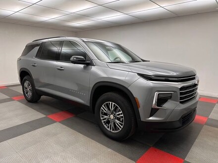 2026 Chevrolet Traverse LT SUV