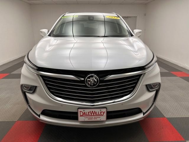 Used 2023 Buick Enclave Essence with VIN 5GAEVAKW6PJ106652 for sale in Kansas City