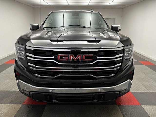 2025 Gmc Sierra 1500 SLT photo 2