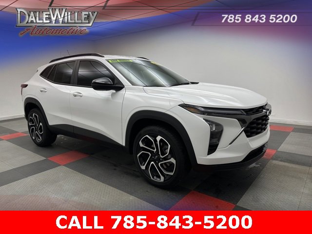 2024 Chevrolet Trax RS's photo