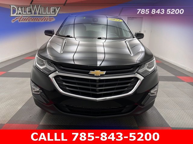 Used 2021 Chevrolet Equinox LT with VIN 3GNAXKEV2ML317049 for sale in Kansas City