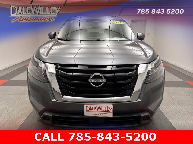 Used 2025 Nissan Pathfinder SV with VIN 5N1DR3BC9SC204003 for sale in Kansas City